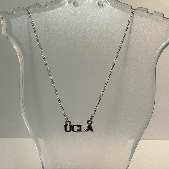 New UCLA pendant silver necklace - Picture 5 of 5